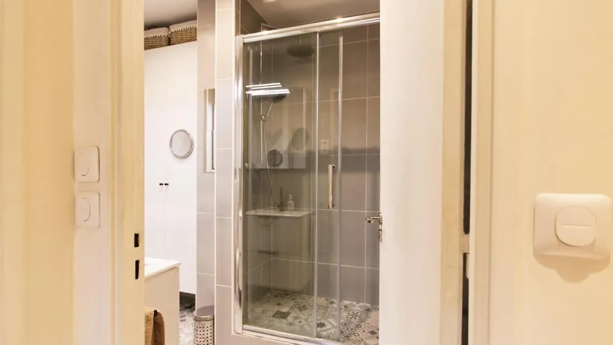 Apartament Le Mozart - Elegant, Calme, Balcon Paryż