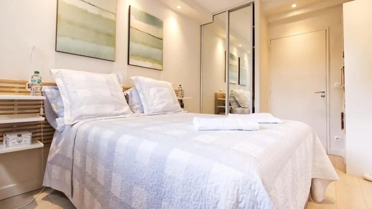 Apartament Le Mozart - Elegant, Calme, Balcon Paryż 0*,